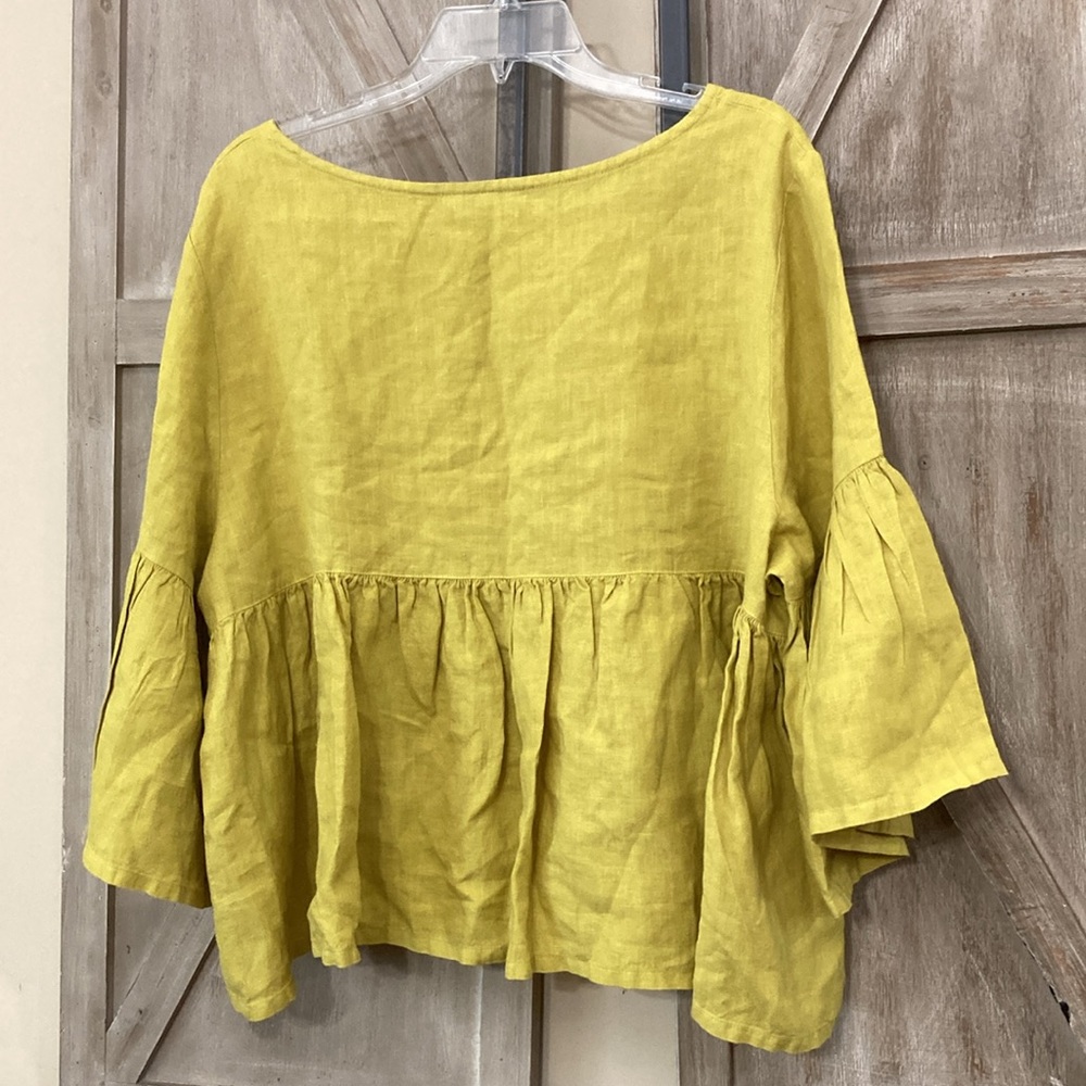 BRYN WALKER Frida Light Linen Bell-Sleeve Top in Chartreuse - Picture 4 of 16